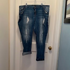 Ellos distressed jeans